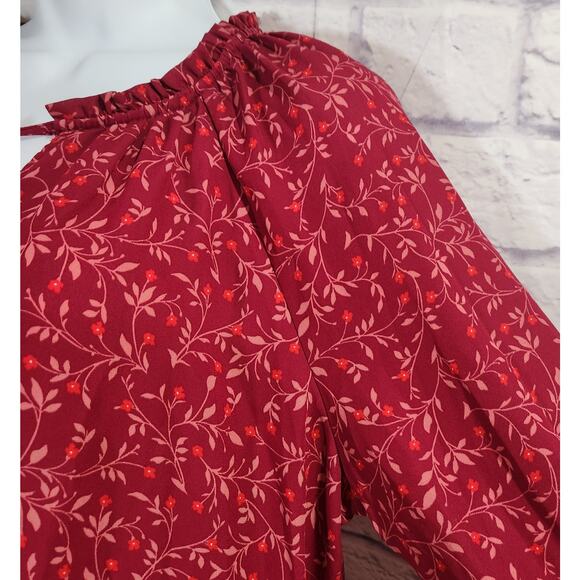 Old Navy Burgundy Floral Print Ruffled Hem Top L Lightweight Soft Flowy Tie Neck - Picture 3 of 6